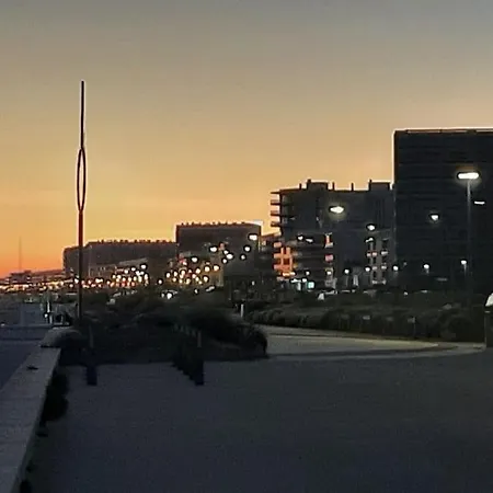 Joli 28m² 200m Avec Balcon